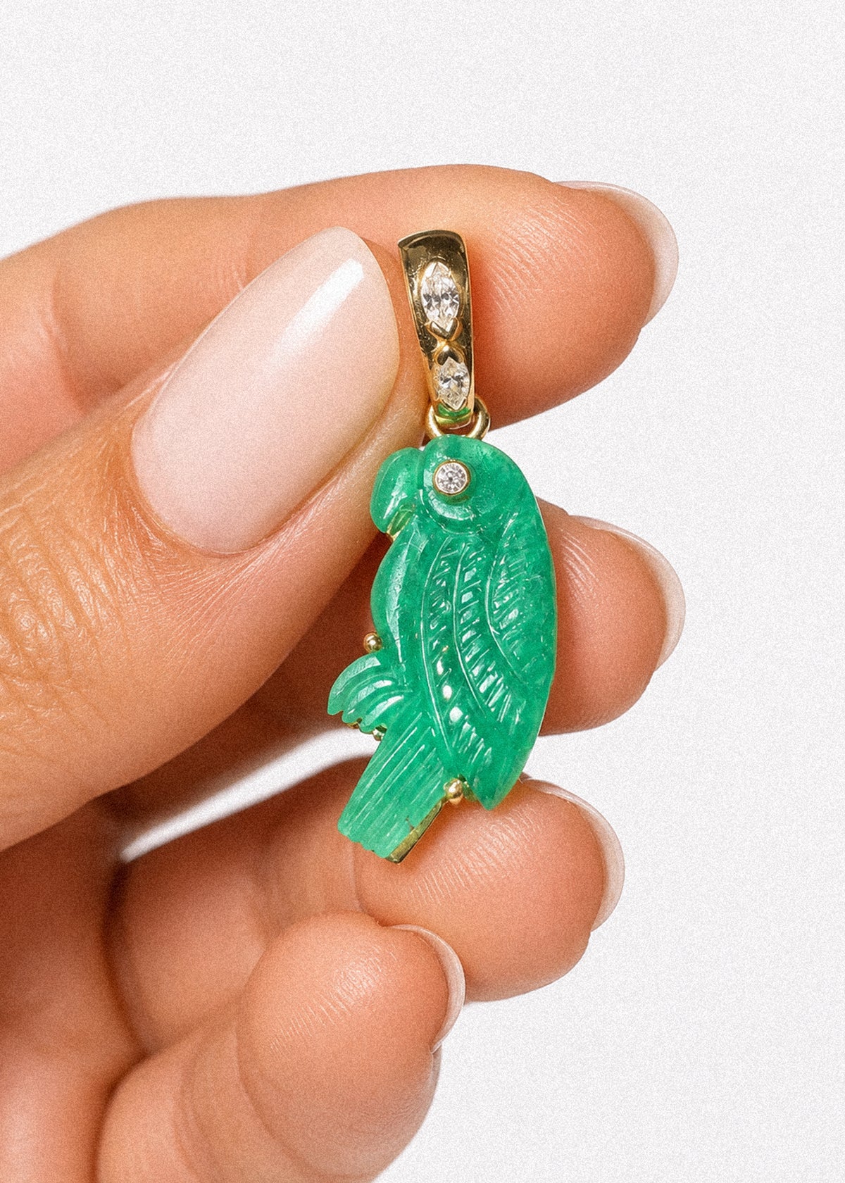 Parrot Pendant in Emerald