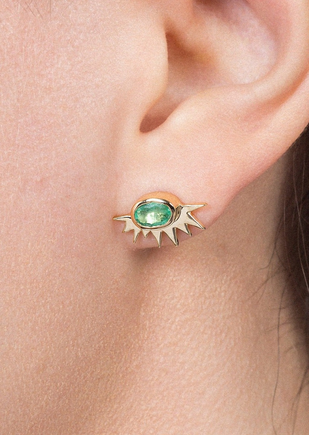 Emerald stud earrings | Christina Magdolna