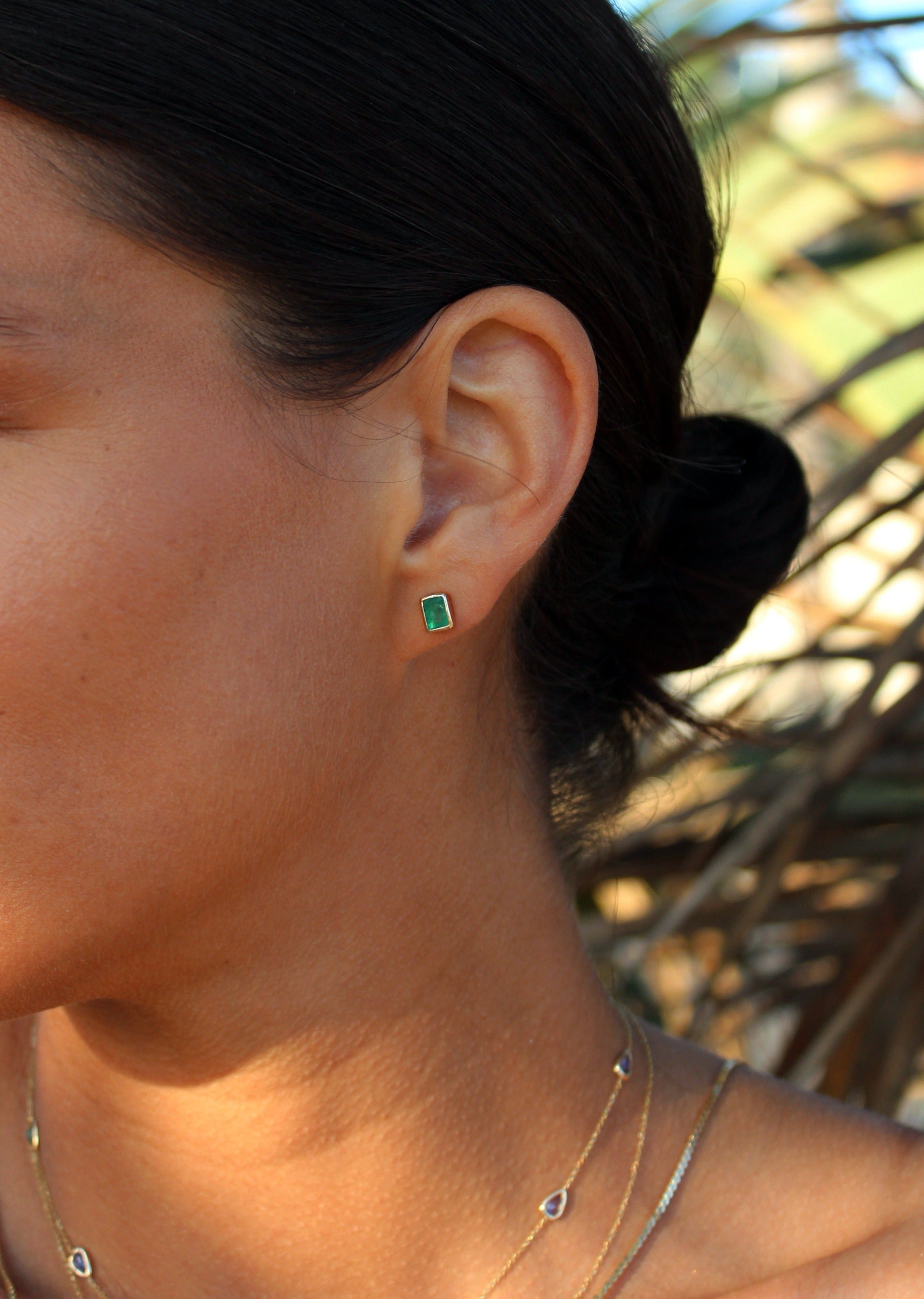 Emerald studs | Christina Magdolna