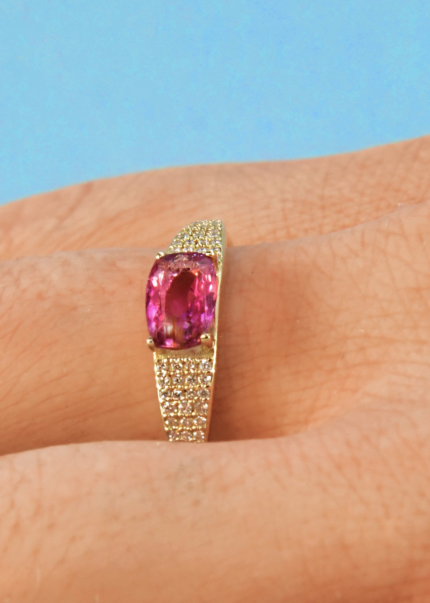 Eye Candy Ring in Bicolor Pink Tourmaline