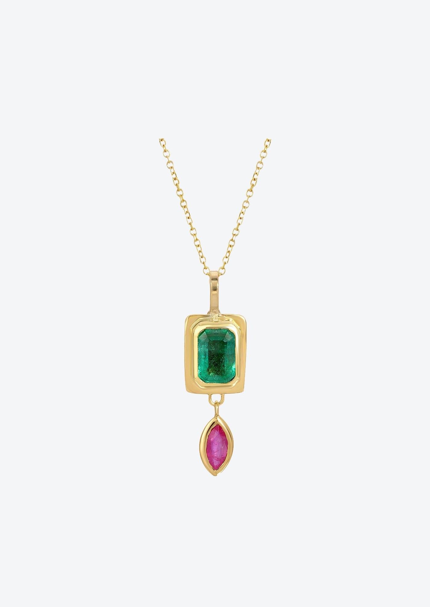 Emerald pendant with a ruby droplet | Christina Magdolna