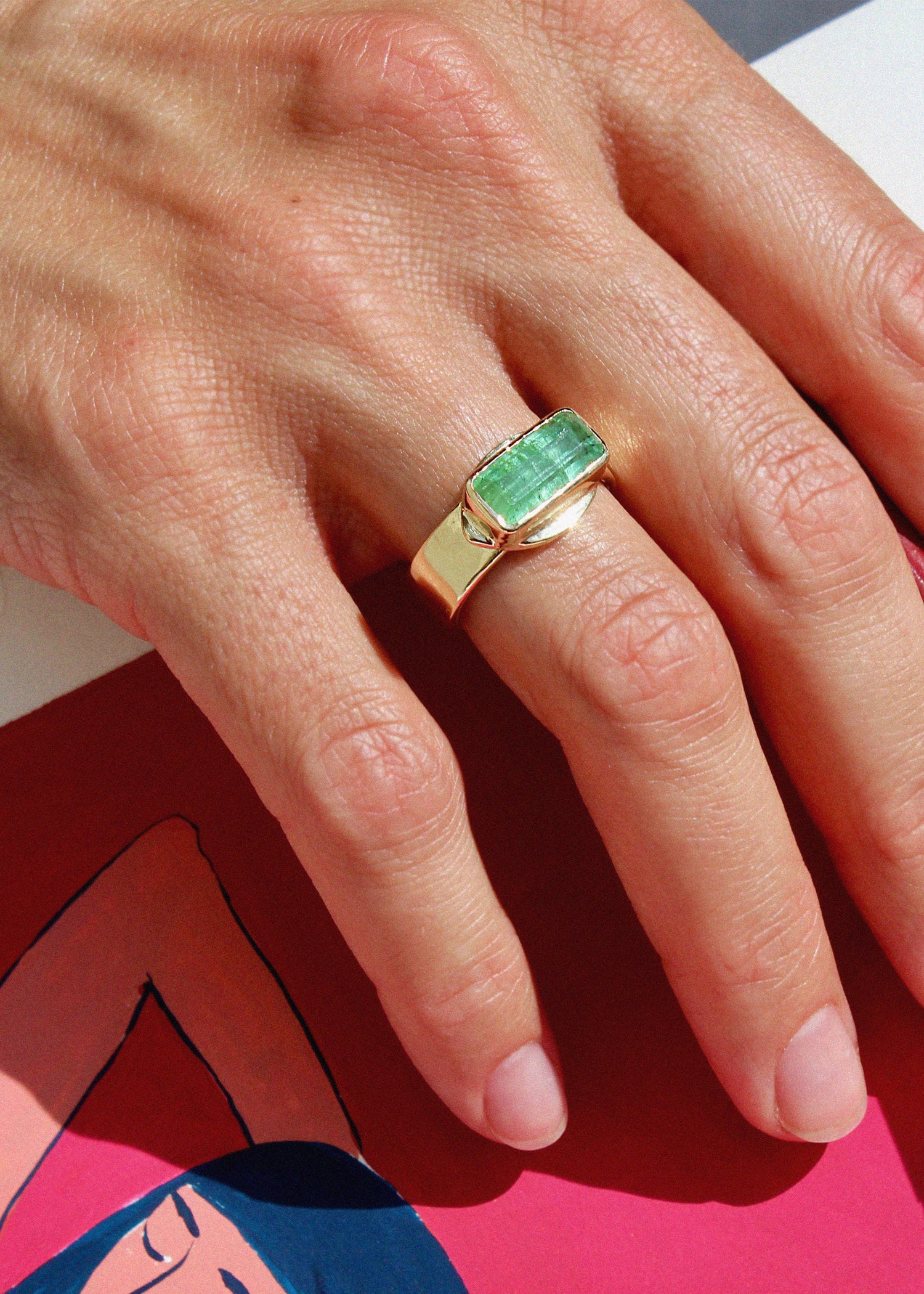 Eye Ring in Mint Green Tourmaline