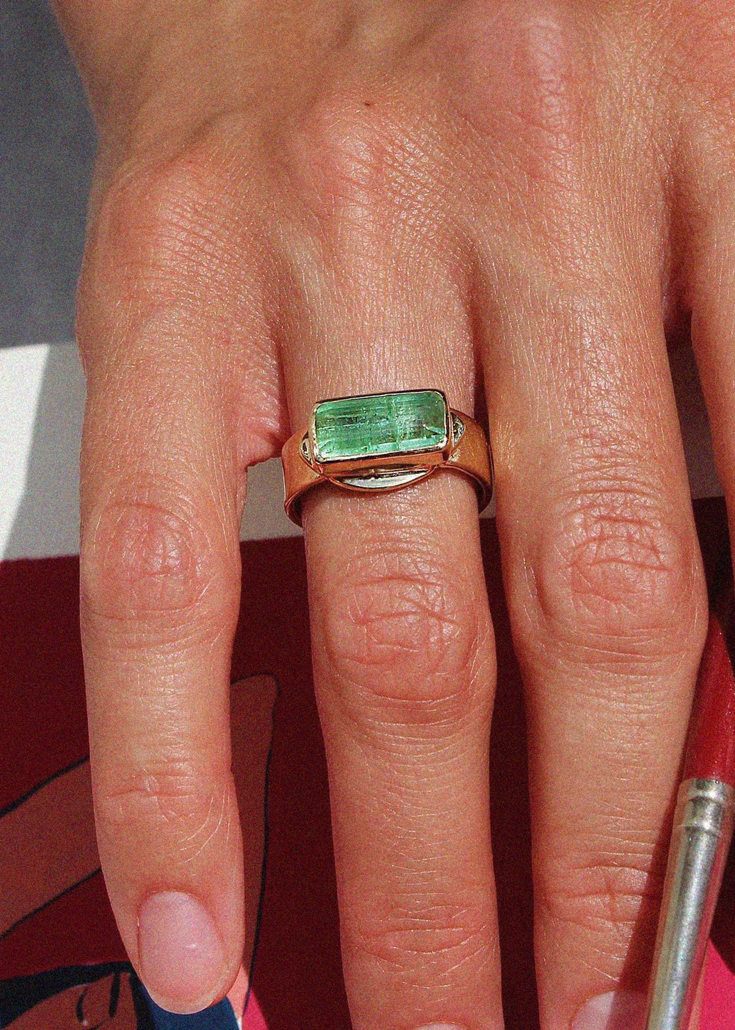 Eye Ring in Mint Green Tourmaline