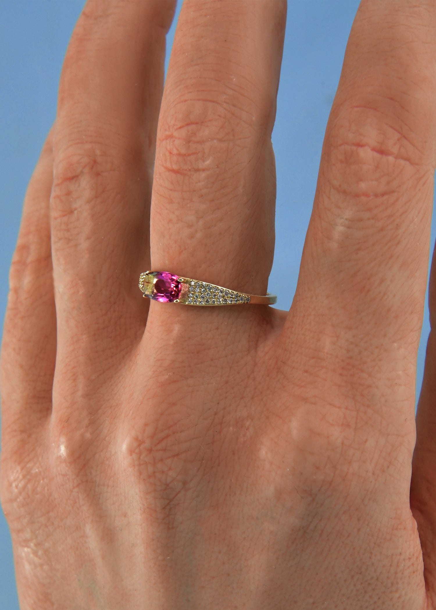 Eye Candy Ring in Bicolor Pink Tourmaline