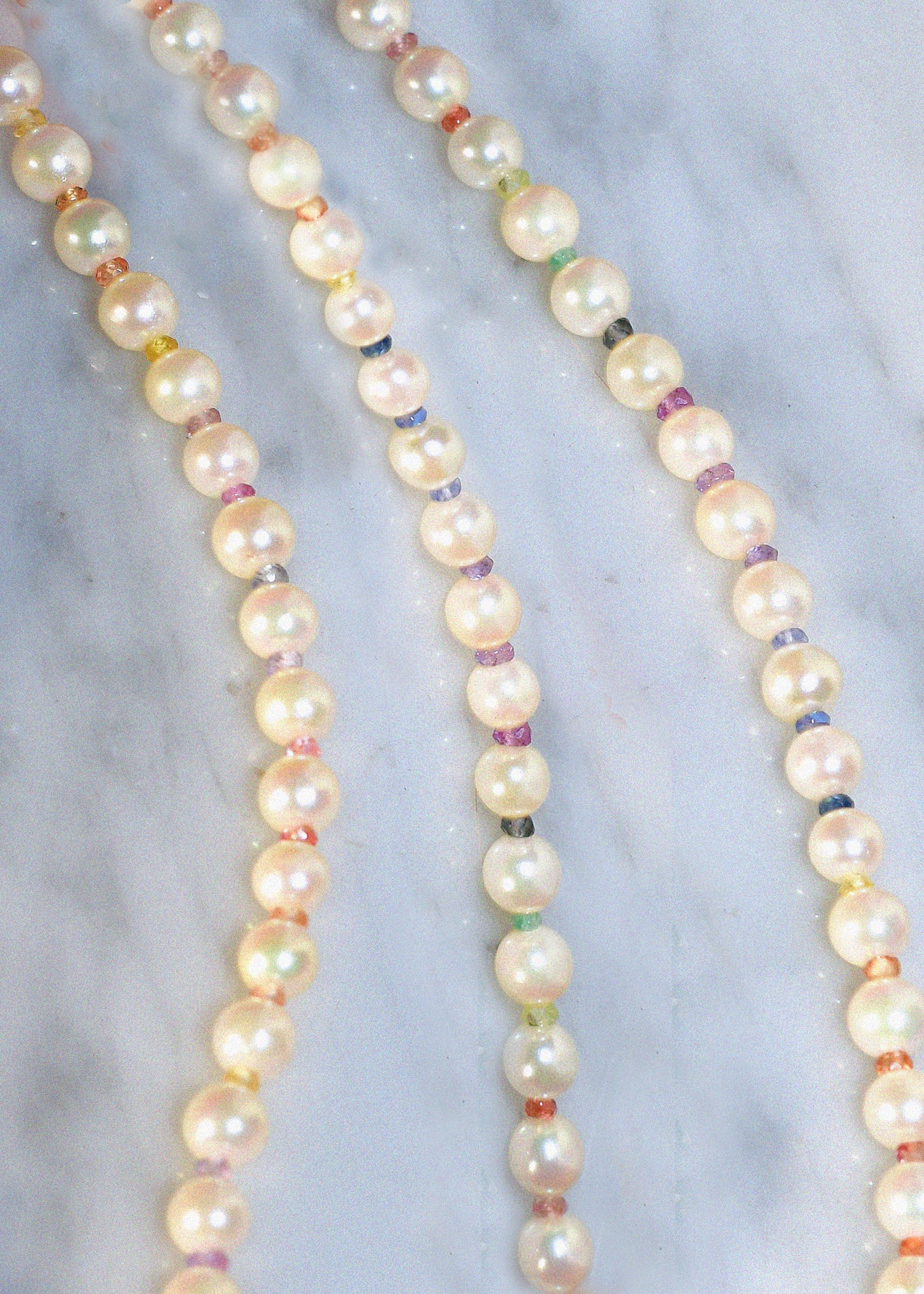 Akoya Pearls with Multicolor Sapphire